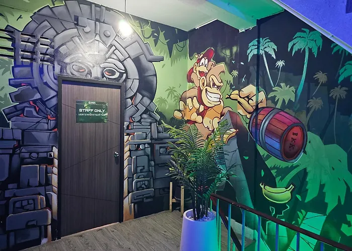 Urban Jungle Social Хостел Бангкок