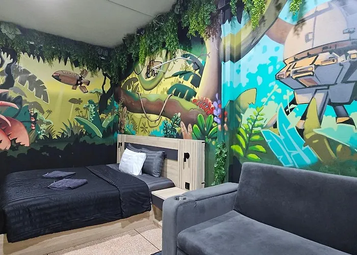 Urban Jungle Social Хостел
