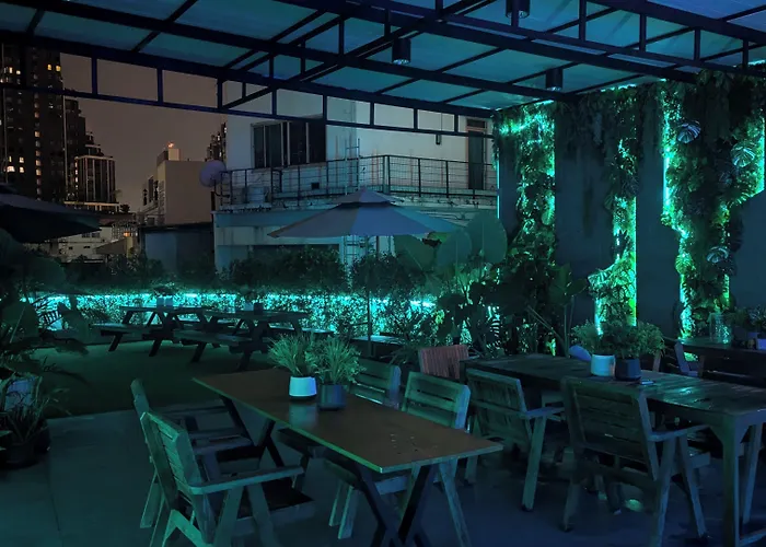 Urban Jungle Social Бангкок